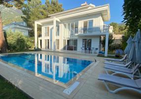 Villa Belis