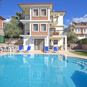 Villa-Bella-2_896.jpg