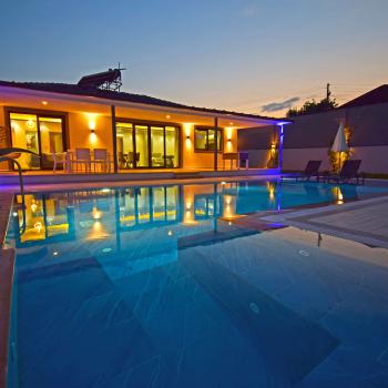 Villa-Rose-19_390.jpg