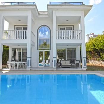 Villa-Salvador-6_196.jpg