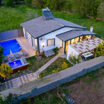 villa-nice-birebirvilla-17_196.jpg
