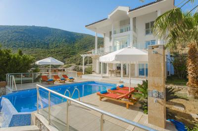 Villa Elena 2