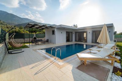 Villa Almonds