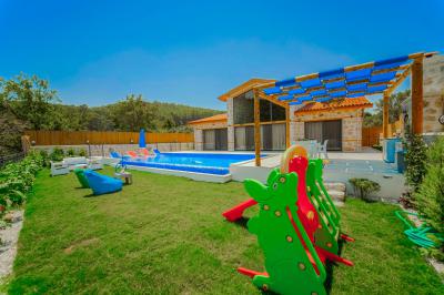 Villa Emir Duo