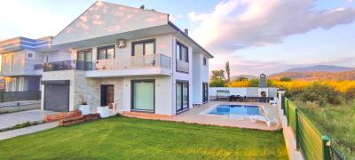 Villa Kalinda
