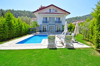Villa Lemurya 2