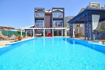 Villa Premium Rose