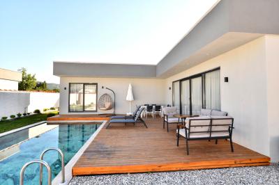 Villa Minacity 3
