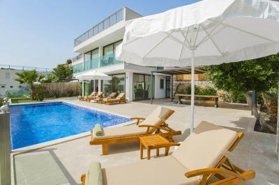 Villa Sunrise