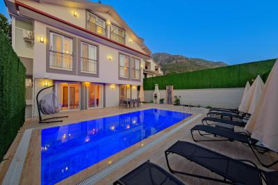Villa Summer