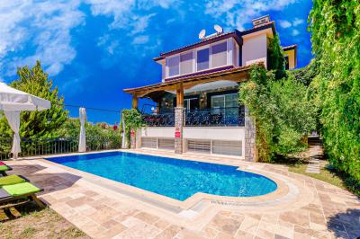 Villa Atlantis