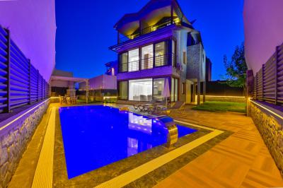 Villa Five