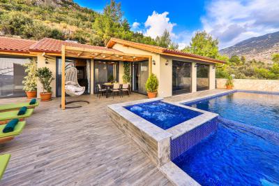 Villa Seçil Duo