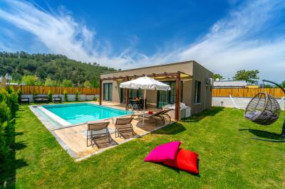 Villa Tlos