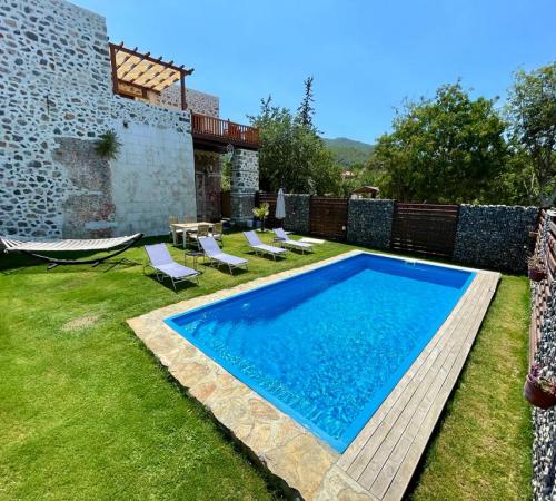 Villa Vasil, Fethiye Kayaköy'de 2 Odalı 4 Kişilik Tarihi Kiralık Özel Havuzlu Villa - Birebirvilla