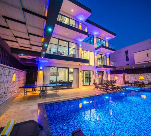 Villa Chivas, Kalkan Kördere mevkiinde 6 Kişilik Lüks Villa - Birebirvilla