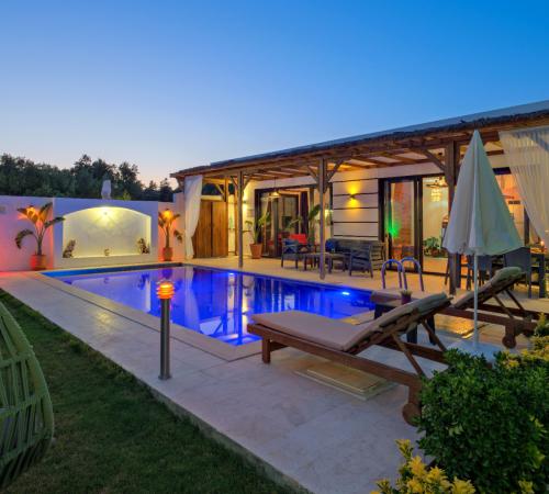 Villa Alpin , Fethiye'de 2 Odalı Muhafazakar Kiralık Villa - Birebirvilla