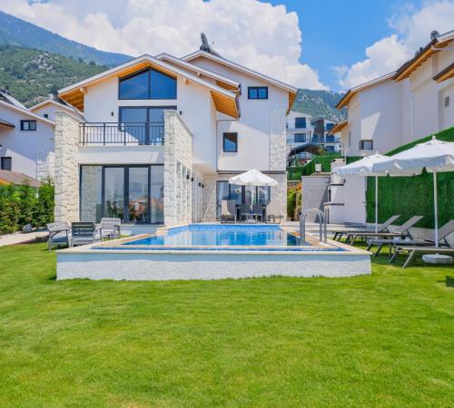 Villa Yalçın 2, Fethiye-Ovacık'da 4 Odalı Jakuzili Lüks Kiralık Villa - Birebirvilla