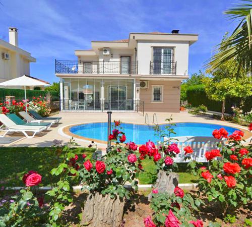 Villa Akay, Fethiye Ovacık'da 3 Odalı Özel Havuzlu Kiralık Villa - Birebirvilla