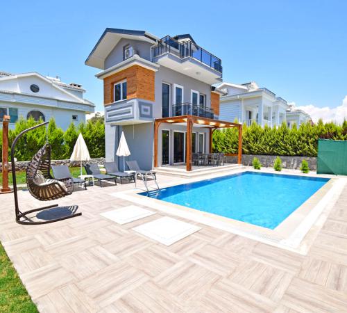 Villa Ares, Hisarönü Merkezde 3 Odalı Lüks Tatil Villası - Birebirvilla