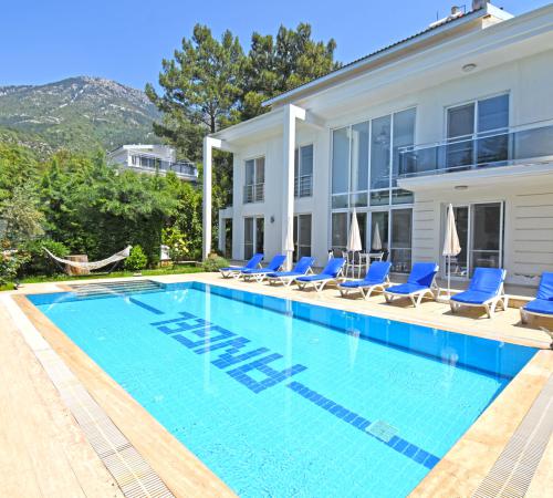 Villa Belis, Fethiye, Ovacık'da 4 Odalı 8 Kişilik Kiralık Villa - Birebirvilla