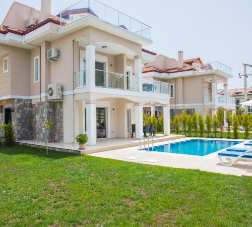 Villa Dora, Fethiye, Çalış'da 4 Odalı Özel Havuzlu Geniş Aile Villası - Birebirvilla