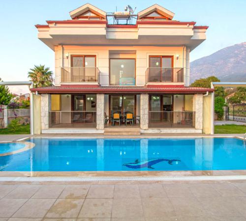 Villa Hale, Fethiye'de özel havuzlu muhafazakar villa - Birebirvilla