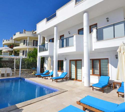 Villa Palm, Kalkan'da 5 Odalı Deniz Manzaralı Aile Villası - Birebirvilla