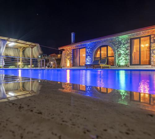 Villa Çamlık, Seydikemer Bayırköy'da 6 Kişilik Kiralık Villa - Birebirvilla