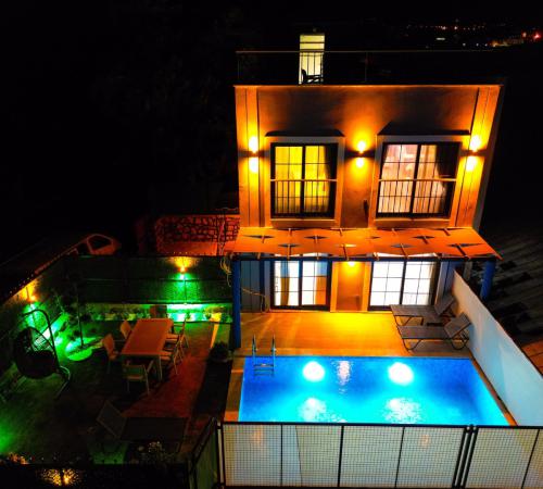 Villa Acar, Fethiye'de 4 Kişilik Havuzu Korunaklı Kiralık Villa - Birebirvilla