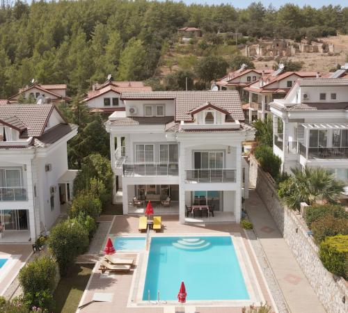 Villa Bera 2 Fethiye, Ölüdeniz'de 4 Odalı 8 Kişilik Kiralık Villa - Birebirvilla