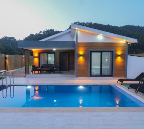 Villa Aslan, Fethiye, İnlice'de 5 Kişilik Havuzu Korunaklı Kiralık Villa - Birebirvilla