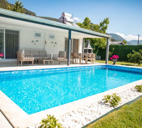 Villa Nisan, Fethiye, İnlice'de 5 Kişilik özel havuzlu Kiralık Villa - Birebirvilla