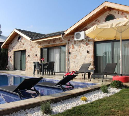 Villa Şeker Duo, Fethiye'de 4 Kişilik Havuzu Korunaklı Kiralık Villa - Birebirvilla