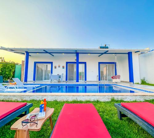 Villa Net, Fethiye'de 2 Odalı Muhafazakar Tatil Villası - Birebirvilla