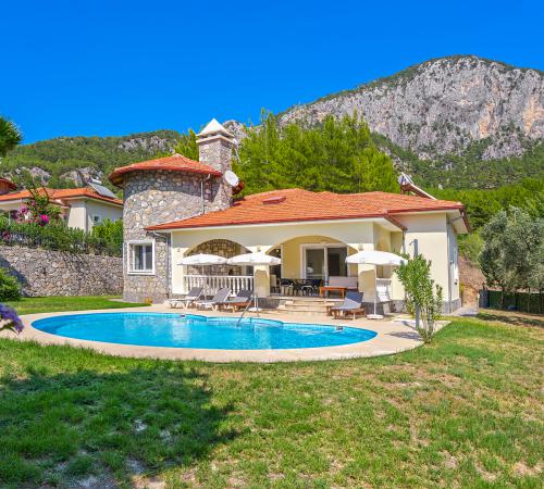 Villa Tophill Duo, Fethiye, Dalaman'da 3 Odalı Kiralık Villa - Birebirvilla