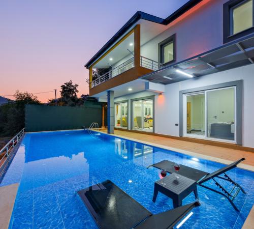 Villa Uçar, Fethiye'de 3 Odalı 6 Kişilik Özel Havuzlu Villa - Birebirvilla