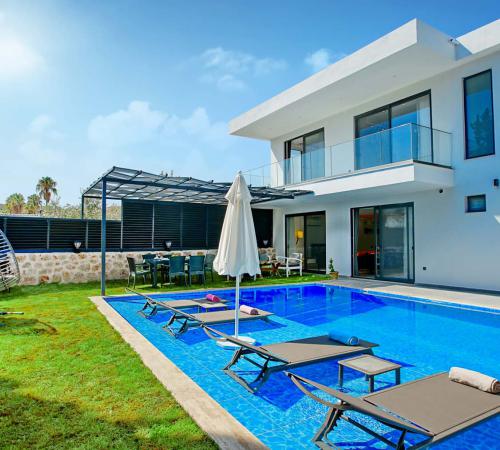 Villa Gümüş, Kalkan Patara'da 2 Odalı Deniz Manzaralı Kiralık Villa - Birebirvilla