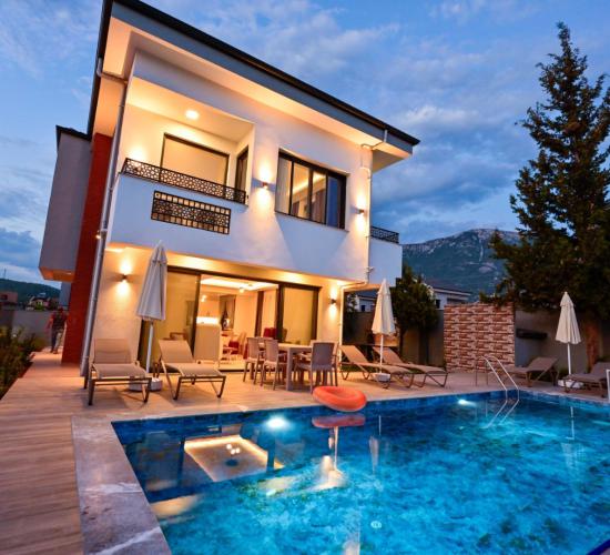 villa-dorika-c-5_217.jpg