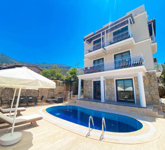 villa-leona-35_330.jpg