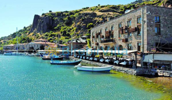 Hızlı Kaçamaklar: Kısa Tatil Önerileri İçin İdeal Rotalar