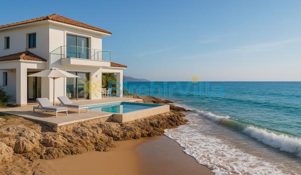 Antalya’da Denize Sıfır Kiralık Villalar: Dalga Sesleriyle Güne Başlayın