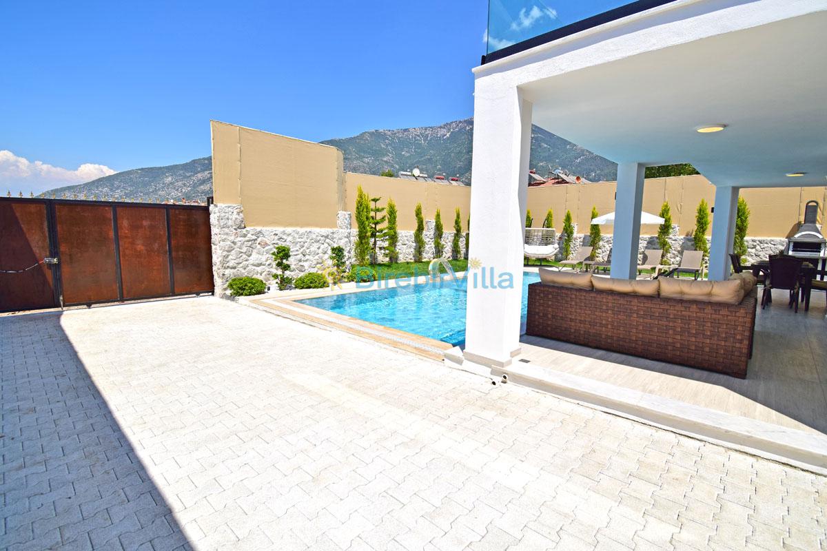 Villa-LaMarbella-18_190.jpg