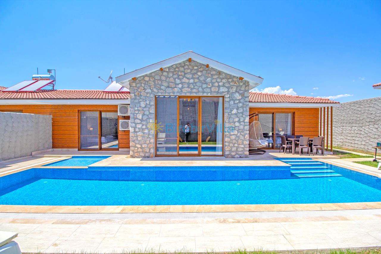 VillaPataros512_154.jpg