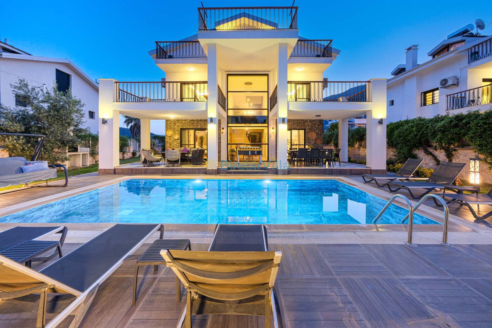Villa Azmira