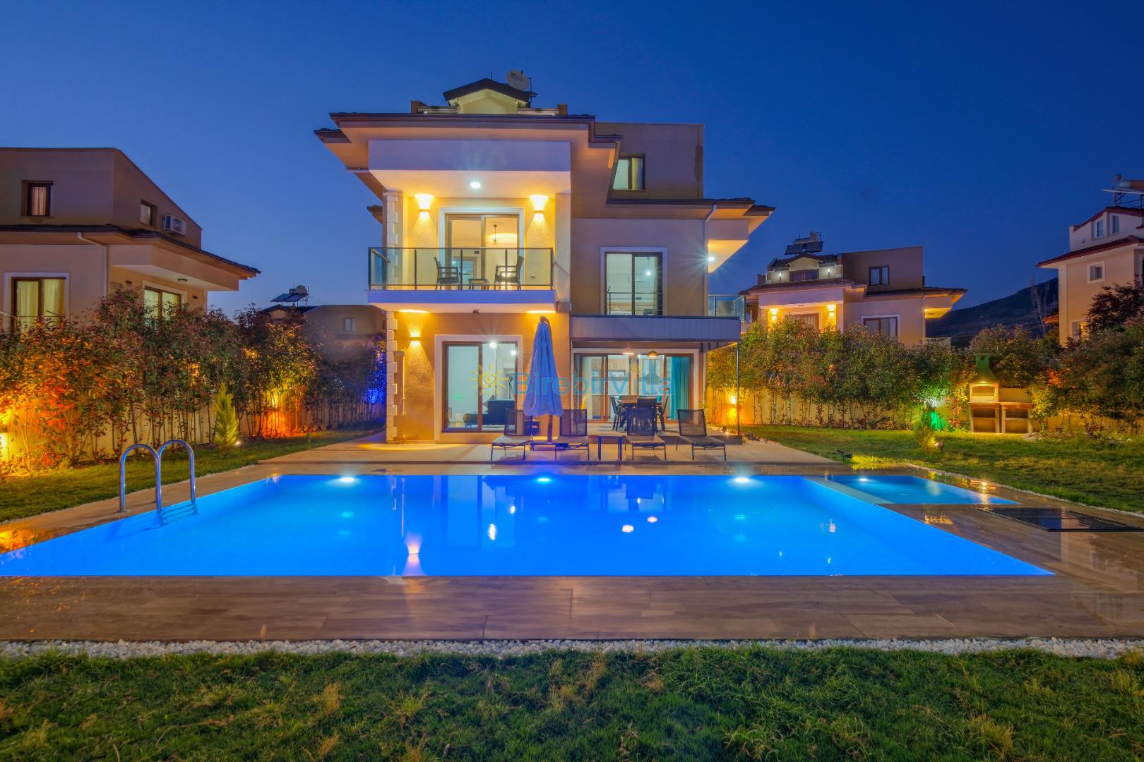 Villa Seven 1