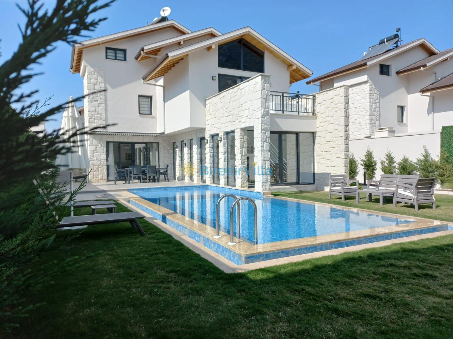 Villa Yalçın 2, Fethiye-Ovacık'da 4 Odalı Jakuzili Lüks Kiralık Villa ...